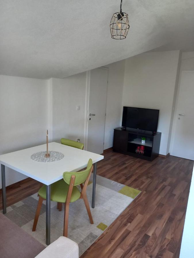 Apartmani Kaic Ливно Екстериор снимка